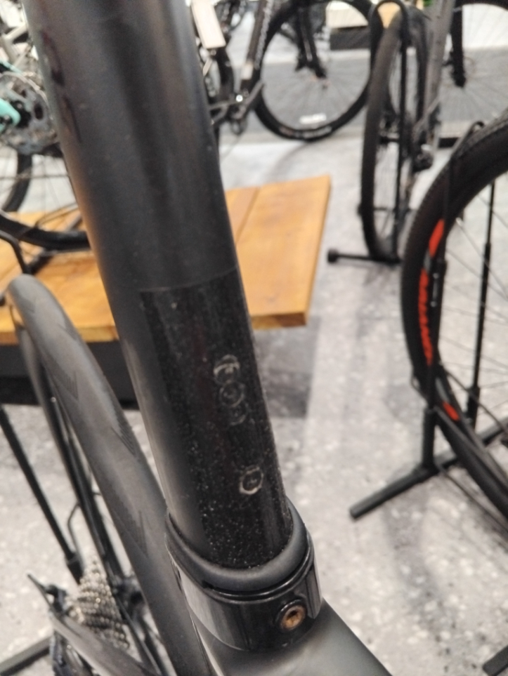Demo 2022 Scott Addict RC40 Carbon Road Bike700c Blue Dark Shadow M