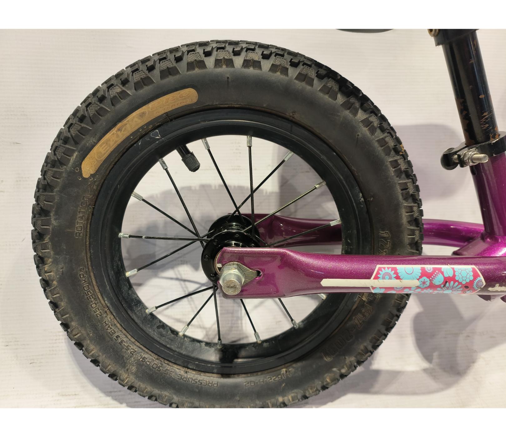 Per-Owned Marvel Mila 12 Inch Junior Bike 