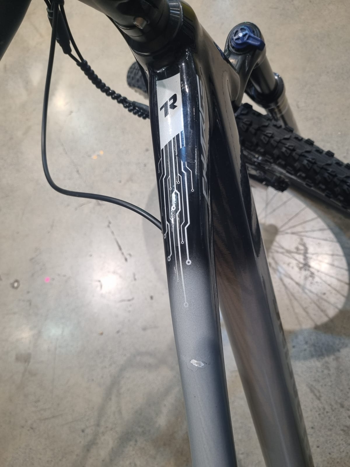 Demo Titan Charge E-Two Hardtail E Mountain Bike - Large 2022