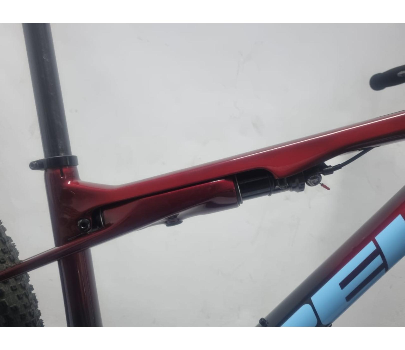 Pre-Owned Trek Supercaliber 9.8 Dual Suspension Carbon MTB - Small