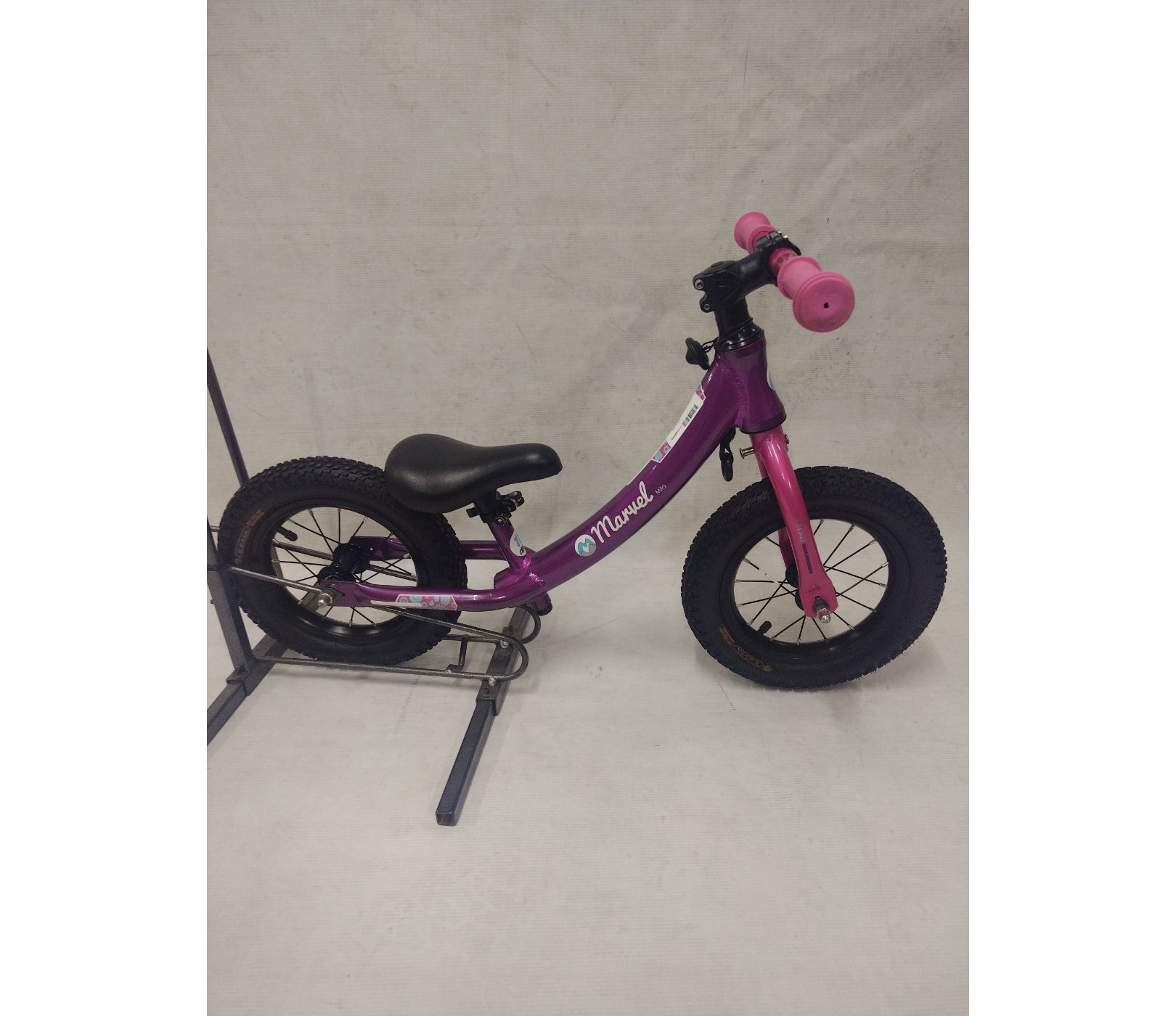 Pre-Owned Marvel Mila 12 Inch Junior Bike 