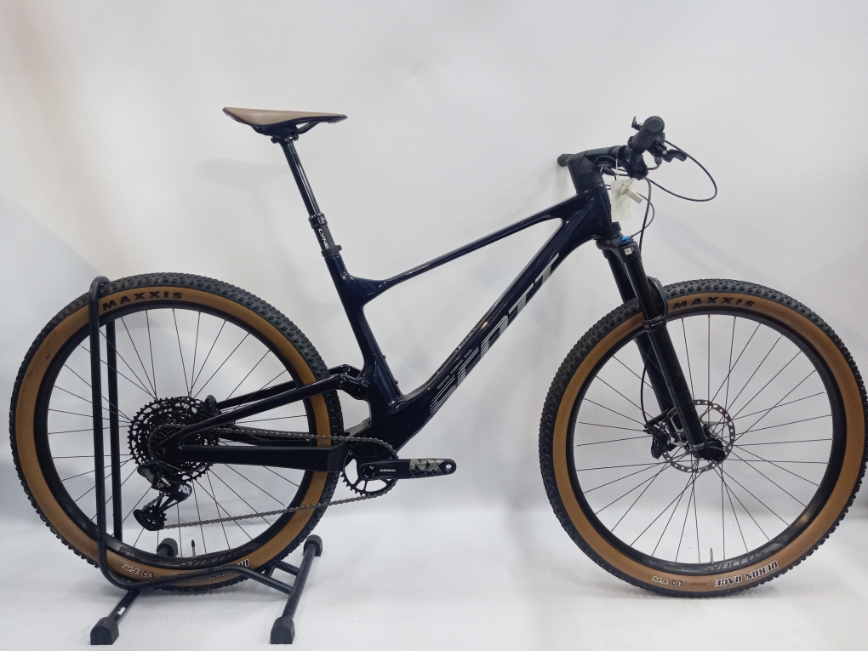 Pre-Owned Scott Spark Comp Carbon Dual Suspension Mountain Bike - Large
