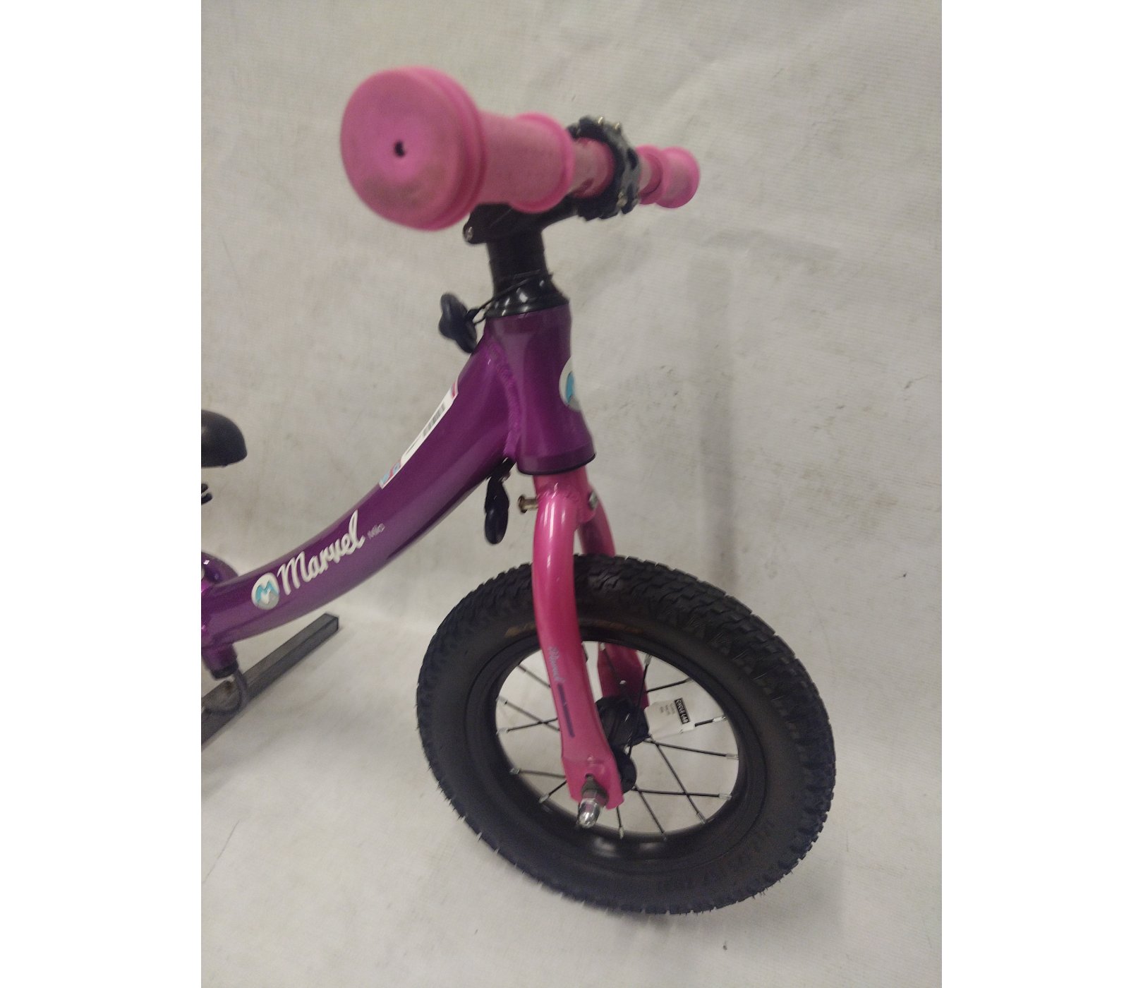 Pre-Owned Marvel Mila 12 Inch Junior Bike 