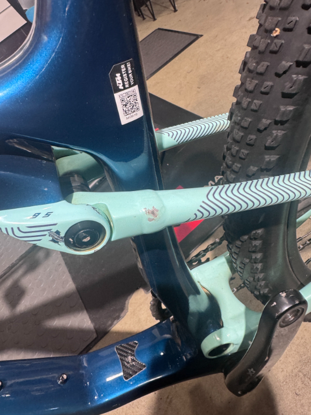 Demo 2021 KTM Scarp Glorious Lady's Dual Suspension Carbon Mountain Bike29"