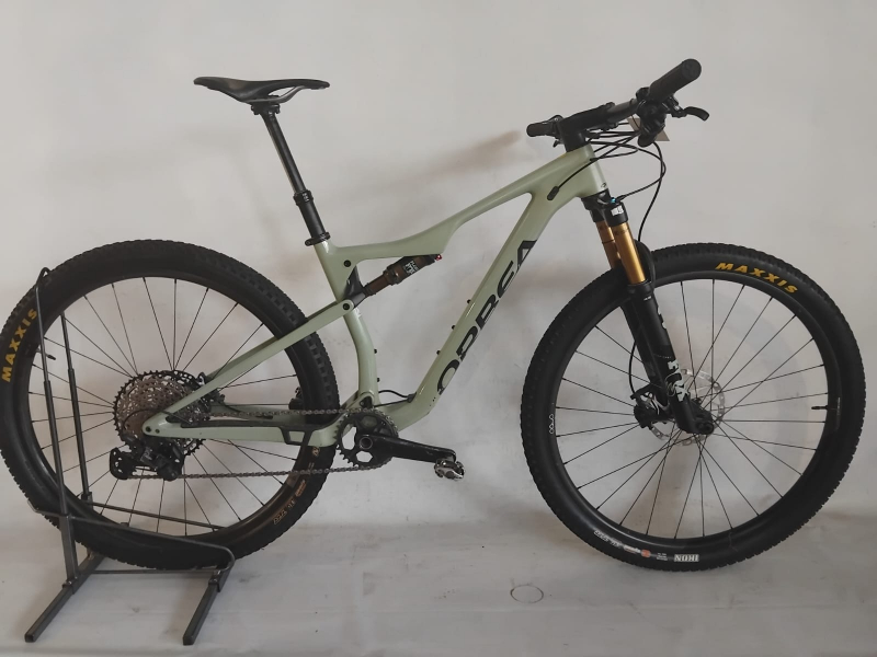 Demo Orbea Oiz M10 TR Dual Suspension MTB 2022