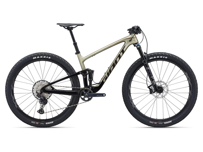 Giant Anthem Advanced 2 Carbon Dual Suspension Mountain Bike 2024